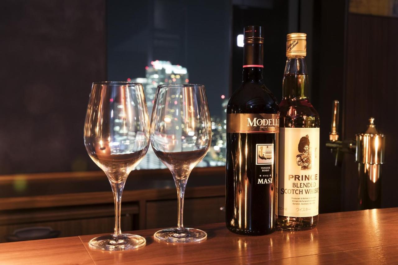 Nagoya Prince Hotel Sky Tower Kamer foto Wine glasses